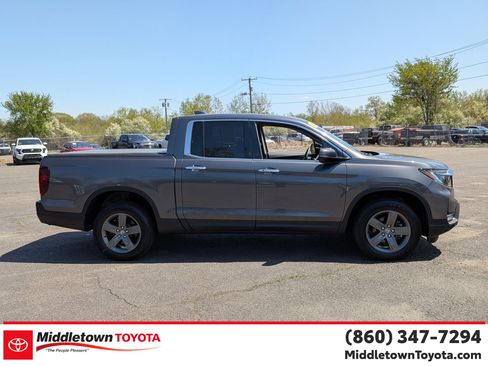 Used 2023 Honda Ridgeline RTL-E image 2