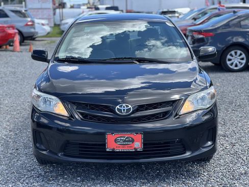 Used 2012 Toyota Corolla LE FWD image 2