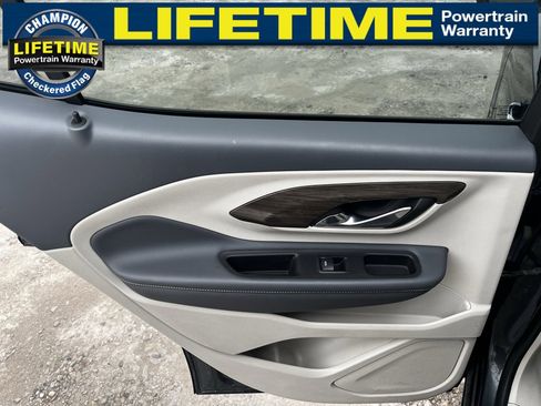 Certified 2022 GMC Terrain Denali w/ Denali Premium Package image 33