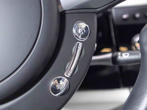 Used 2013 Rolls-Royce Phantom Drophead Coupe image 23