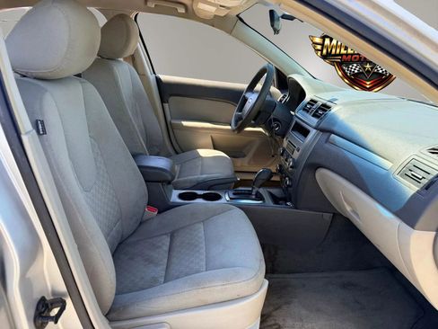 Used 2012 Ford Fusion SE FWD image 18