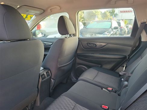 Certified 2020 Nissan Rogue S image 8