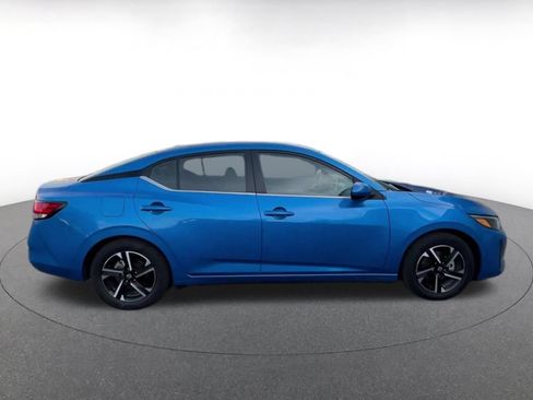 Used 2025 Nissan Sentra SV FWD image 13