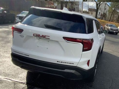 Used 2025 GMC Terrain Elevation image 9