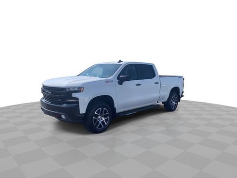 Certified 2019 Chevrolet Silverado 1500 LT Trail Boss AWD/4WD image 4