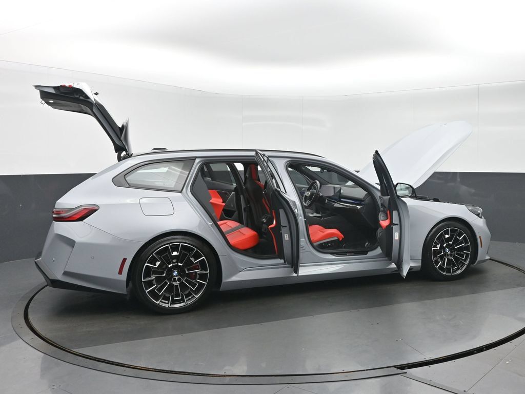 Used 2025 BMW M5 Touring w/ M Driver's Package AWD/4WD image 40