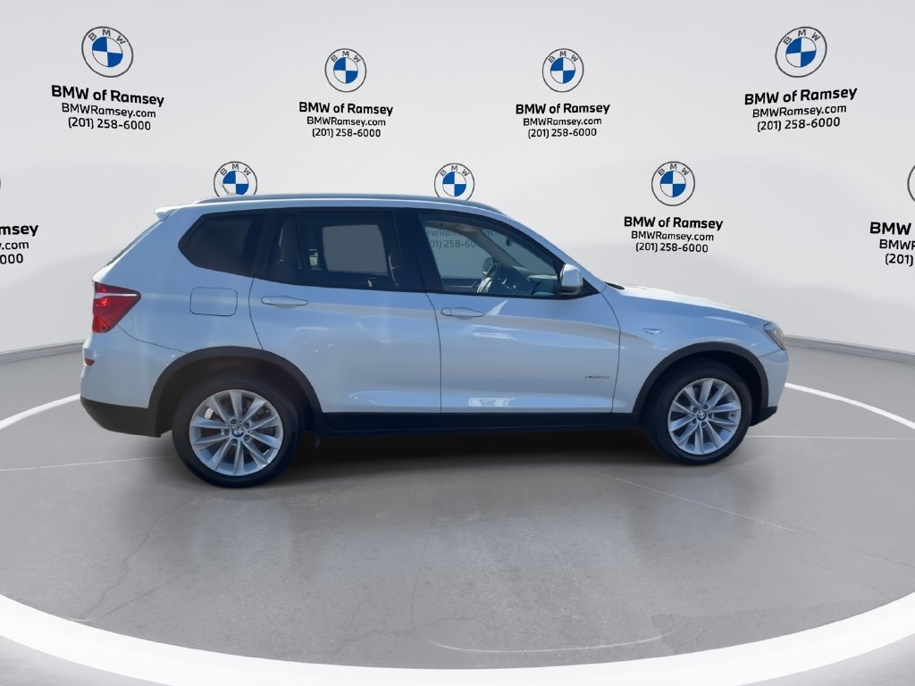 Used 2016 BMW X3 xDrive28i AWD/4WD image 9
