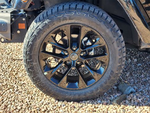 Used 2016 Jeep Wrangler 75th Anniversary image 5