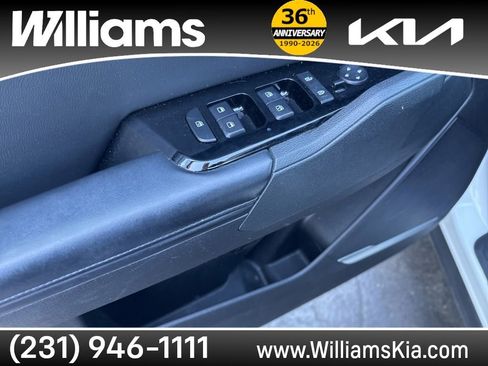 Used 2023 Kia Sportage X-Line w/ X-Line Premium Package AWD/4WD image 44