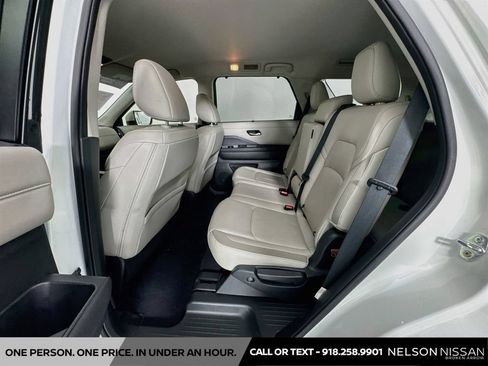 Certified 2023 Nissan Pathfinder SL w/ Lighting Package (N92) AWD/4WD image 24