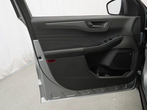 Used 2023 Ford Escape Active image 39