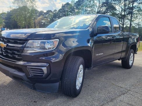Used 2022 Chevrolet Colorado LT w/ Fleet Safety Package image 1