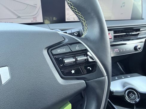 Used 2023 Kia EV6 GT image 71