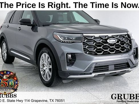 Used 2025 Ford Explorer Platinum RWD image 1