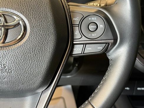 Used 2023 Toyota Camry XSE image 12