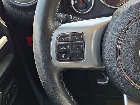 Used 2014 Jeep Wrangler Unlimited Rubicon AWD/4WD image 19