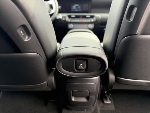 New 2026 Hyundai Palisade Limited image 17