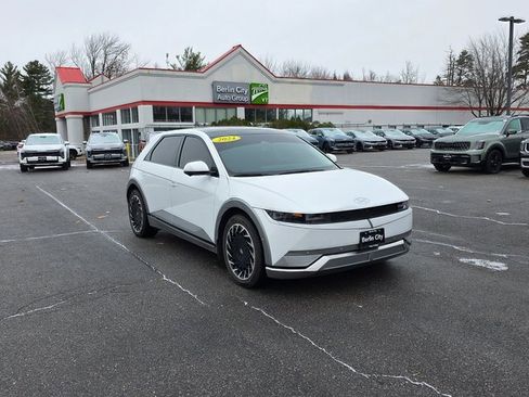 Used 2024 Hyundai Ioniq 5 Limited image 33