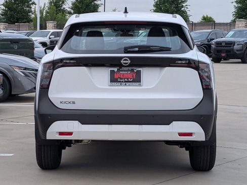 New 2026 Nissan Kicks S FWD image 5