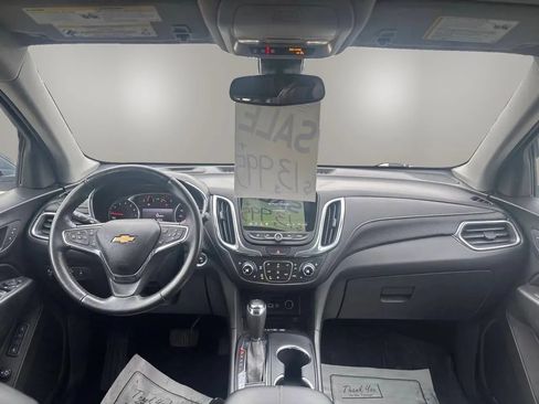 Used 2021 Chevrolet Equinox Premier AWD/4WD image 8