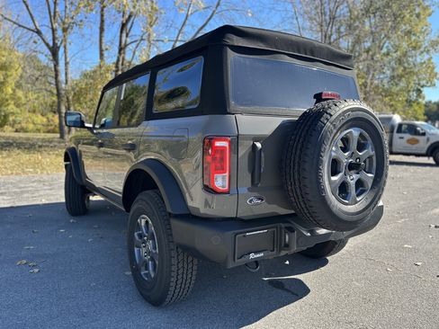 New 2025 Ford Bronco Big Bend image 9