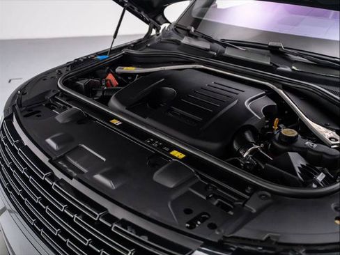 Used 2023 Land Rover Range Rover SE AWD/4WD image 10