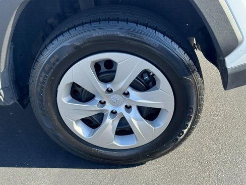 Used 2024 Toyota RAV4 LE image 7