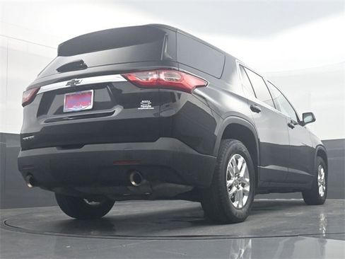 Used 2020 Chevrolet Traverse LS w/ LPO, Floor Liner Package image 32