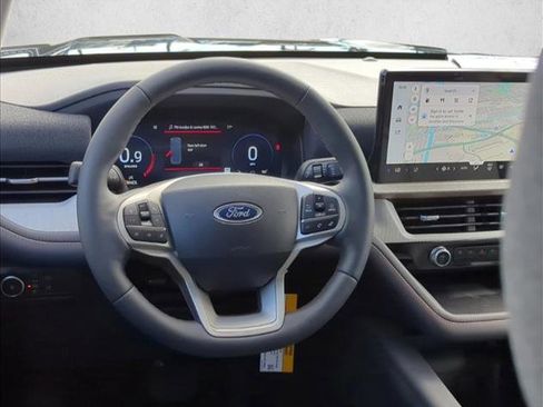 New 2026 Ford Explorer Active image 18