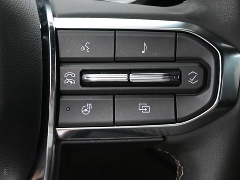 Used 2025 GMC Canyon Denali w/ LPO, Denali Black Edition AWD/4WD image 18
