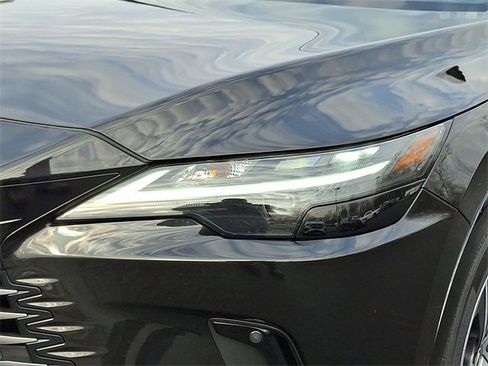Used 2024 Lexus RX 350 Premium image 9