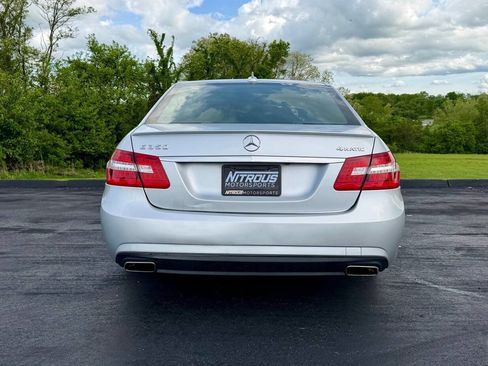 Used 2013 Mercedes-Benz E 350 4MATIC Sedan image 4
