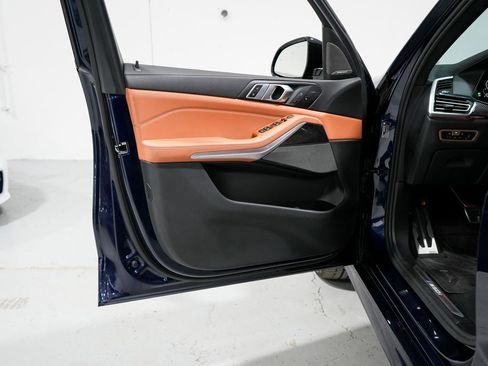 Used 2023 BMW X5 M50i w/ Executive Package image 37