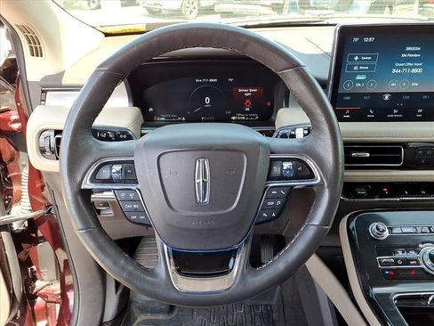 Used 2023 Lincoln Nautilus AWD image 19
