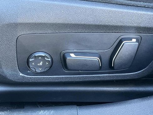 Used 2025 BMW 330i xDrive 330i xDrive Sedan AWD image 29