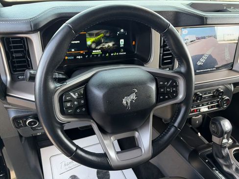 Used 2025 Ford Bronco Outer Banks image 21