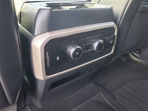 Used 2024 Ford Expedition Limited image 26