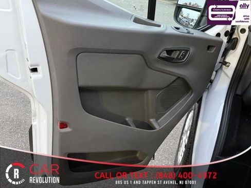 Used 2024 Ford Transit 350 XLT image 34