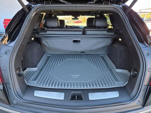 Certified 2025 Cadillac XT5 Premium Luxury image 30