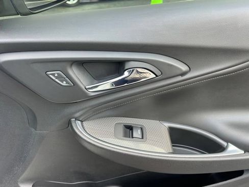 Used 2022 Chevrolet Malibu LT w/ Leather Package FWD image 33