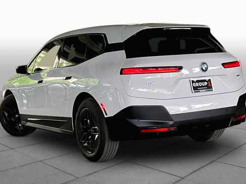 Used 2024 BMW iX xDrive50 w/ Convenience Package AWD/4WD image 11