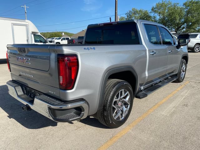 Used 2023 GMC Sierra 1500 SLT AWD/4WD image 6