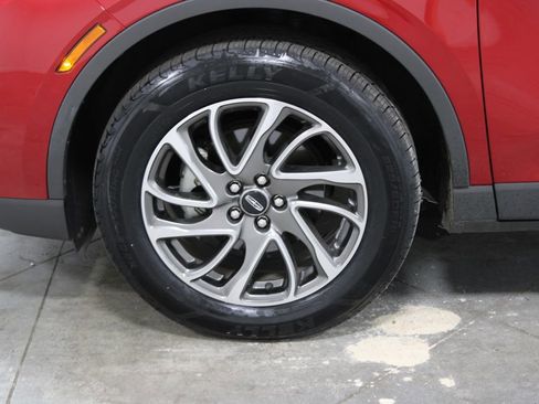 Used 2022 Lincoln Corsair AWD w/ Equipment Group 101A image 18