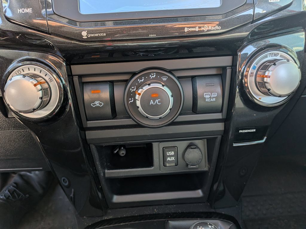 Used 2019 Toyota 4Runner TRD Off-Road Premium AWD/4WD image 19