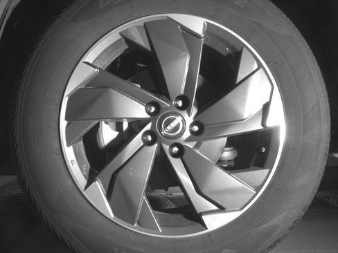 Used 2025 Nissan Rogue SV image 12