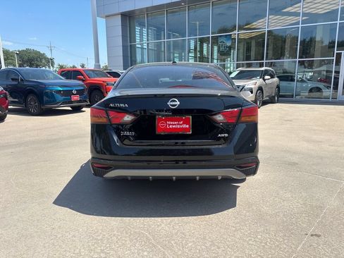 New 2026 Nissan Altima 2.5 SV AWD/4WD image 5