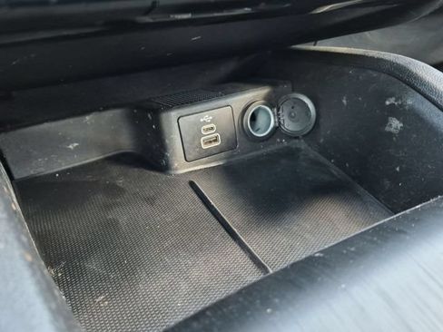 Used 2024 Ford Escape ST-Line w/ Tech Pack #1 FWD image 31