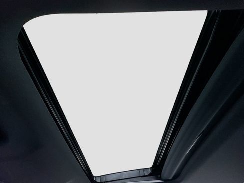 Used 2025 Honda Civic Sport image 11