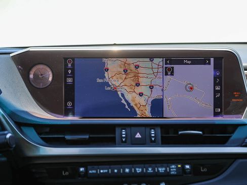 Used 2019 Lexus ES 350 w/ Premium Package FWD image 14