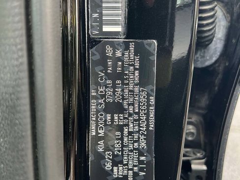 Certified 2023 Kia Forte LXS FWD image 18